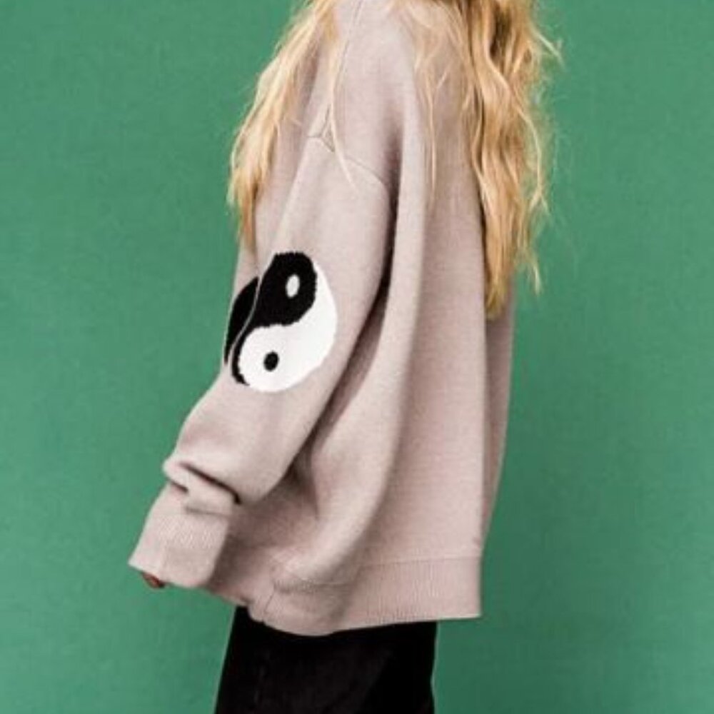 Dressed in Lala Karma Queen Oversized Yin and Yang Knit - Picture 3 of 3